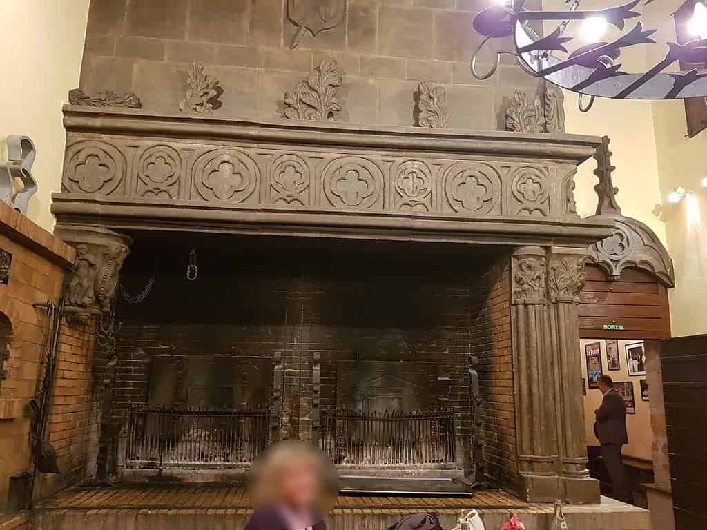 Ramonage de cheminée à feu ouvert